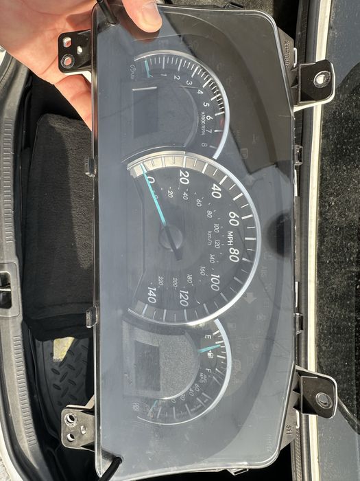 Продам щтиок прибор На камри 50