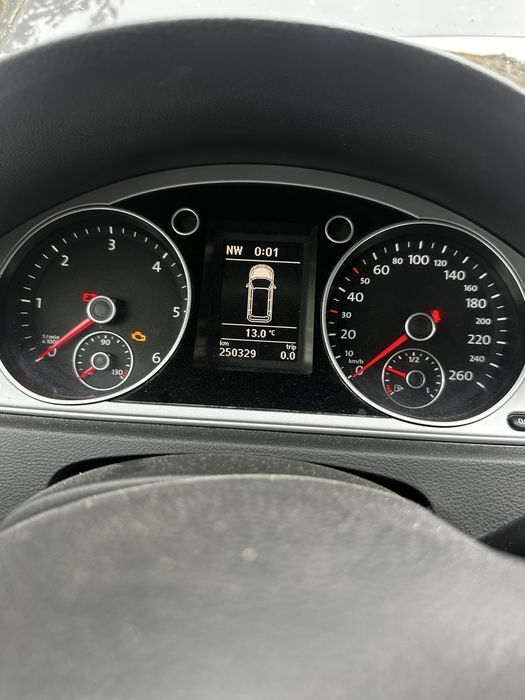 VOLKSWAGEN Passat 0 — imagine 3