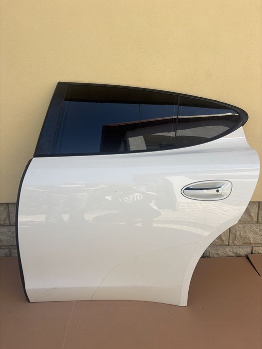 Portiera / Usa Porsche Panamera facelift spate