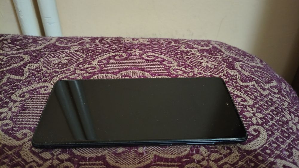 Samsung A71, GSM