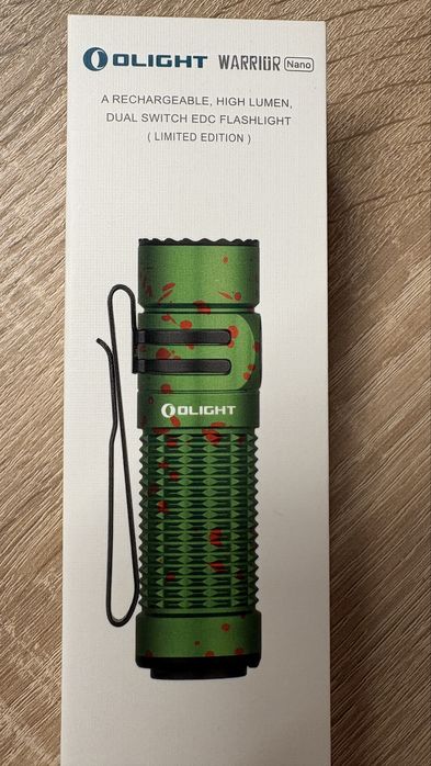 Lanterna Olight Warrior editie limitata sigilta