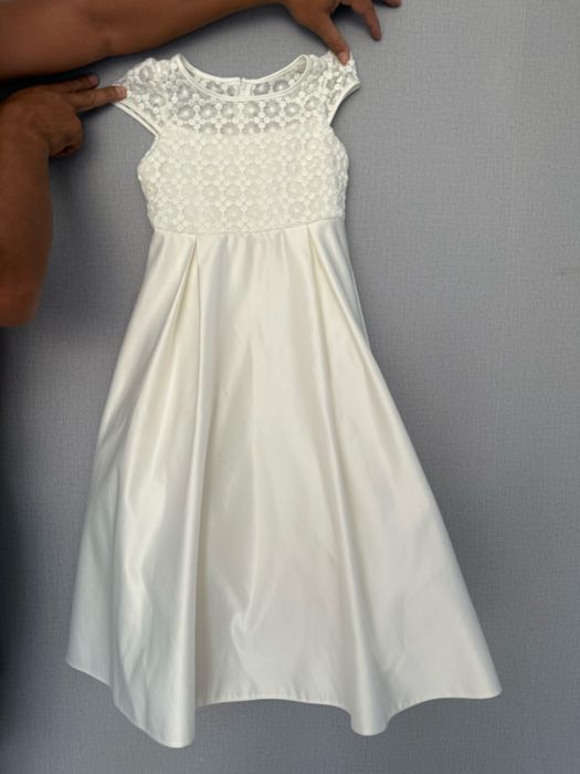 Нарядное летнее платье для девочки