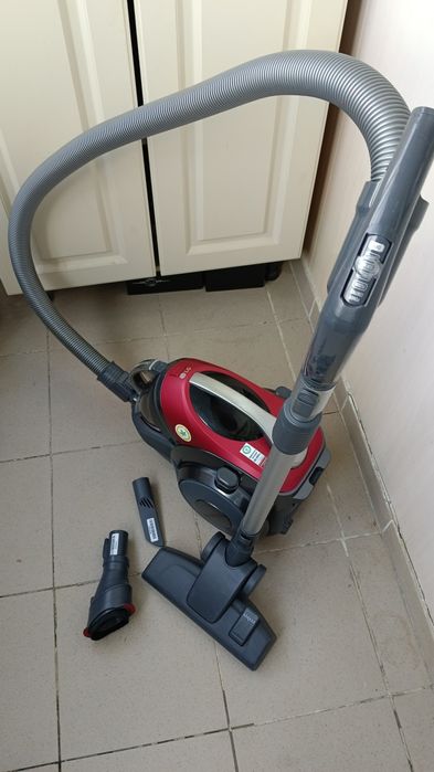 Пылесос LG kompressor 2000w