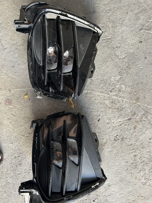 Продам противотуманные фары на кия к5 противотуманки