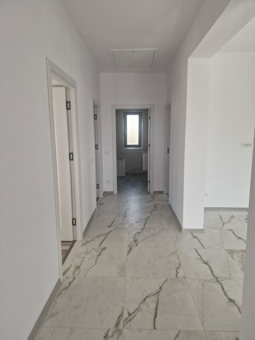 Casa noua de vanzare