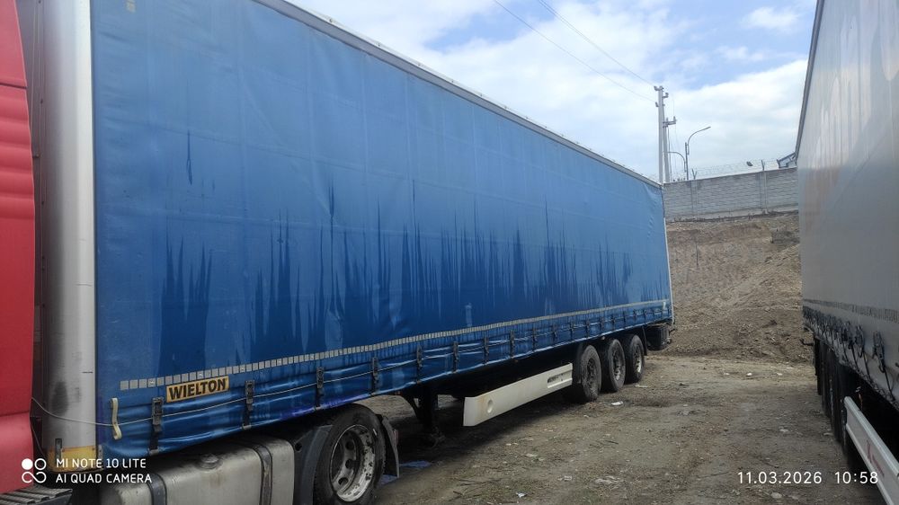 2015 й. мега прицеп сотилади. холати аъло. дамкратлик. том тенти янги