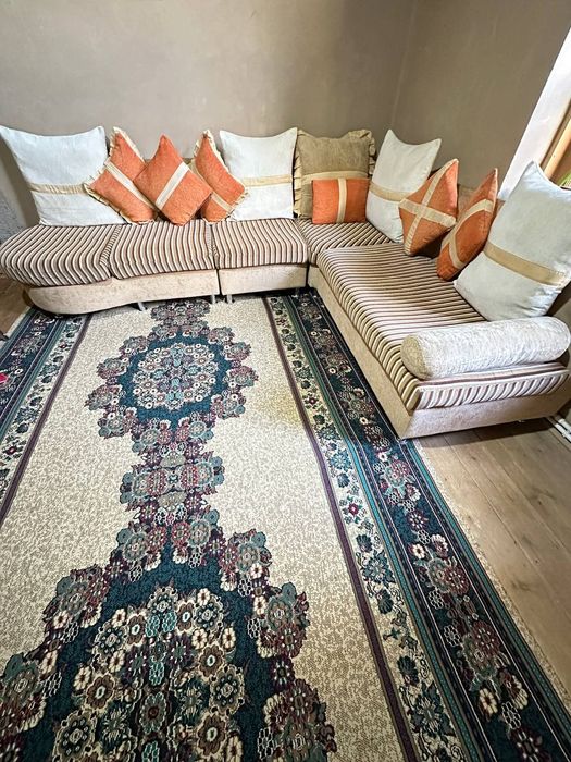 Мягкая мебель для гостиной