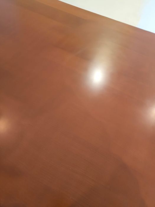 Продам большой кухонный стол