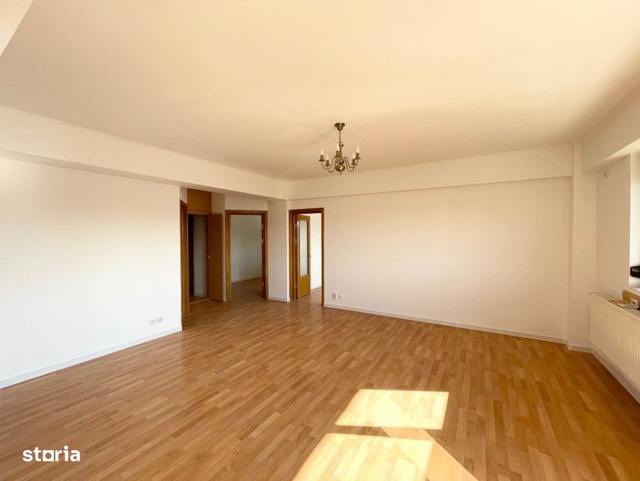 Apartament  cu 3 camere de vanzare Compozitori , finisat la cheie