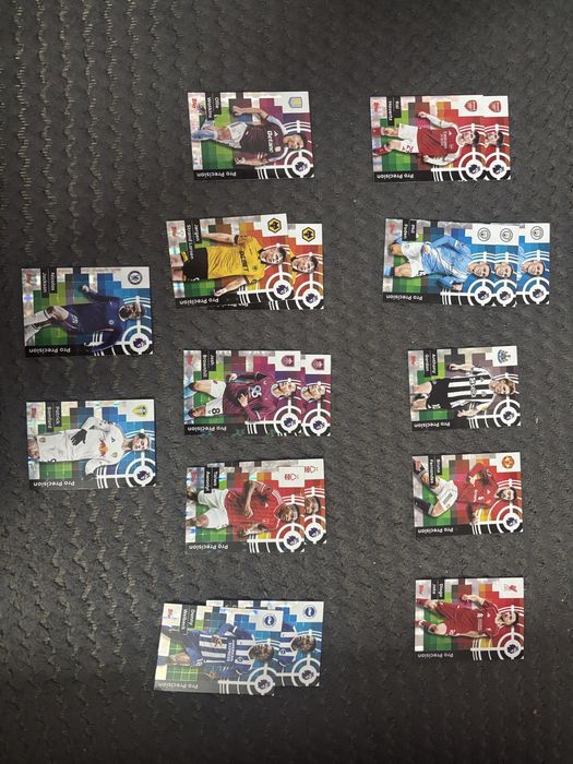 Продавам карти Topps Premier League 25/26