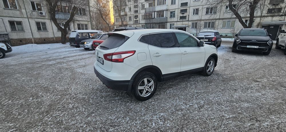 Продам ниссан кашкай 2 2014