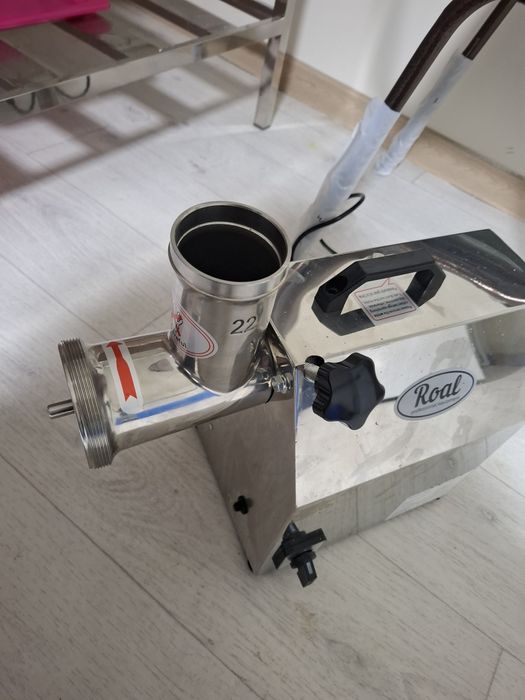 Мясорубка ROAL-TK 22