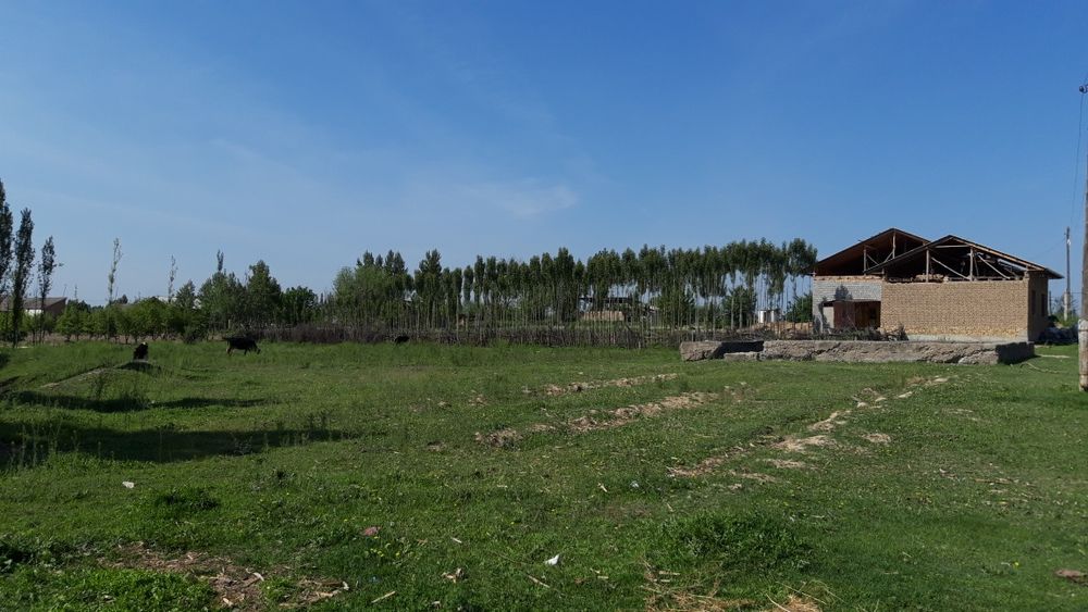 Yer uchastka sotiladi