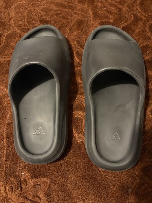 Papuci barbati Adidas Yeezy Slide, marimea 41