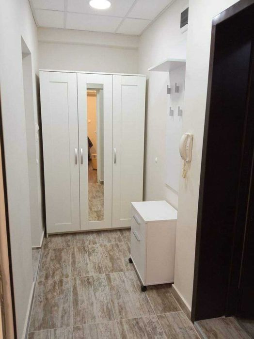 Едностаен Апартамент, Каменица 1
