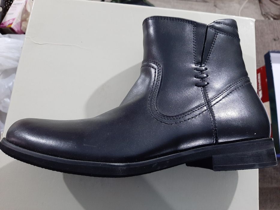 Полусапожки на мальчика 36 размер.