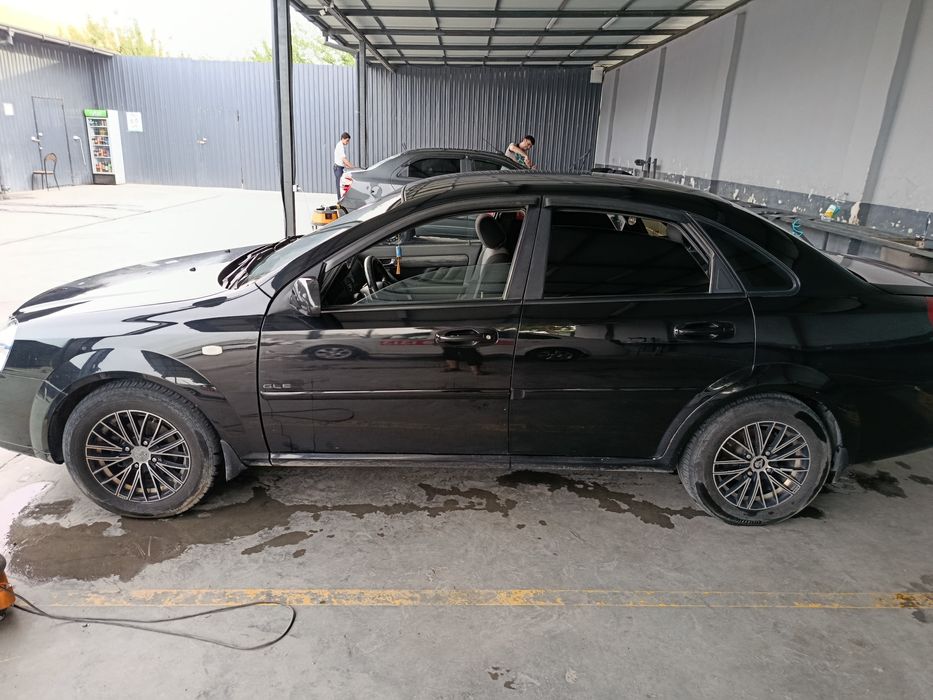 Chevrolet Lasetti 1.8