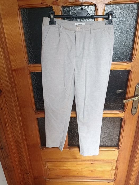 Vând costum copiii mărimea 164