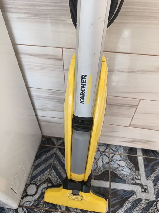 Vind aspirator Karcher spală și aspira