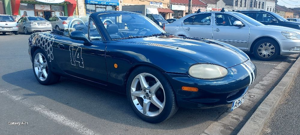 MAZDA MX-5 2000
