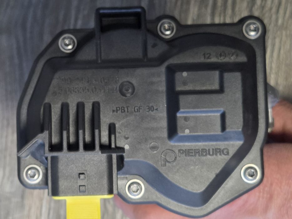 Clapeta Evacuare Renault 147B08010R mot 1.5 CDI Nissan Mercedes OFERTA
