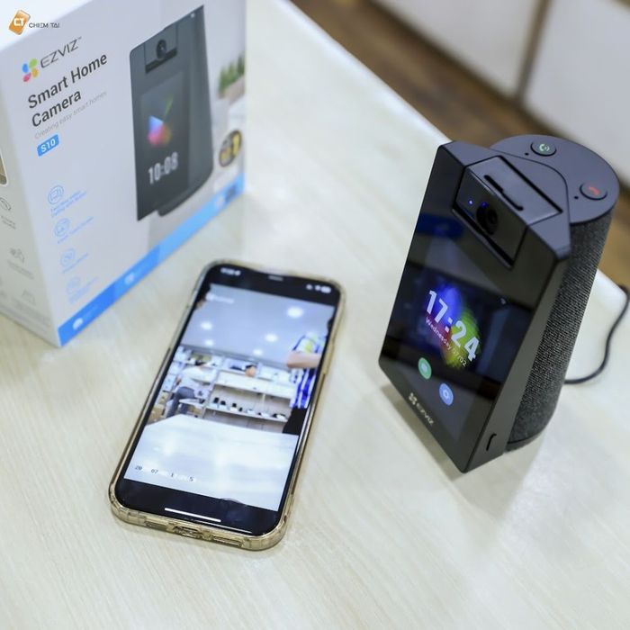 Ezviz S10 | камера с мотитором | 360°