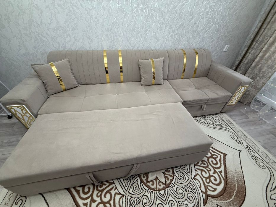 Продам диван в хорошем состоянии