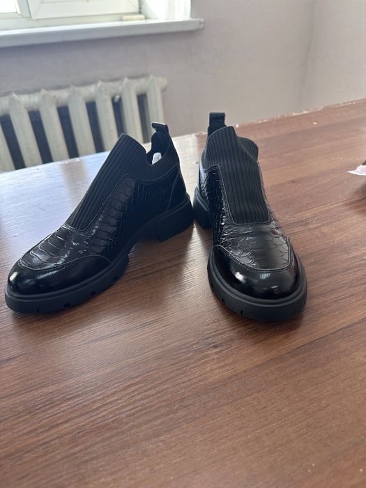 Продам обувь турецкую