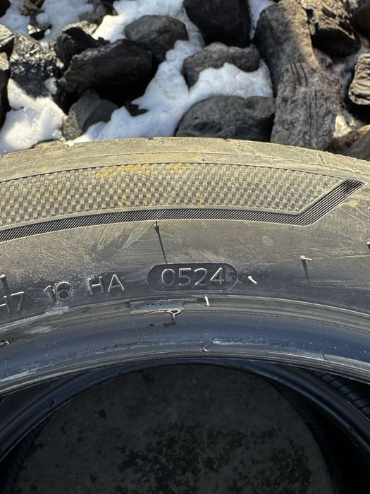 245 45 R19 hankook в идеальном состояний