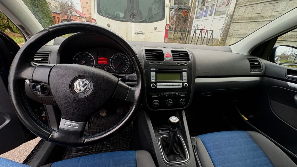 Golf 5, 1.6 MPI benzina