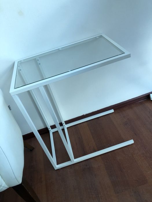 Столик IKEA  ВИТШЕ 18000т