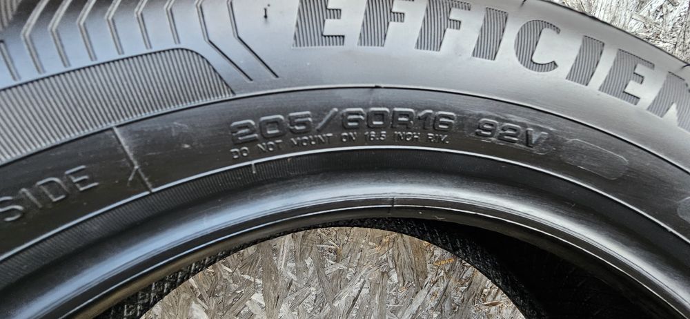 Anvelope Goodyear EficientGrip Performance 205/60 R16 92V
