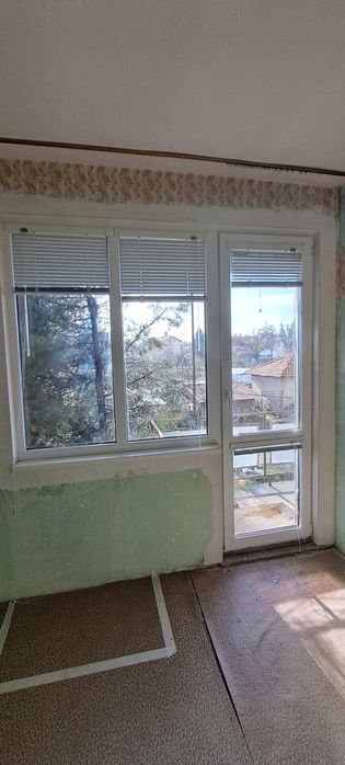 Продавам ПВЦ бяла дограма