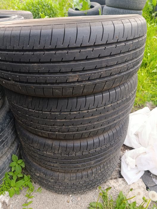 YOKOHAMA комплект шины 215/55R18