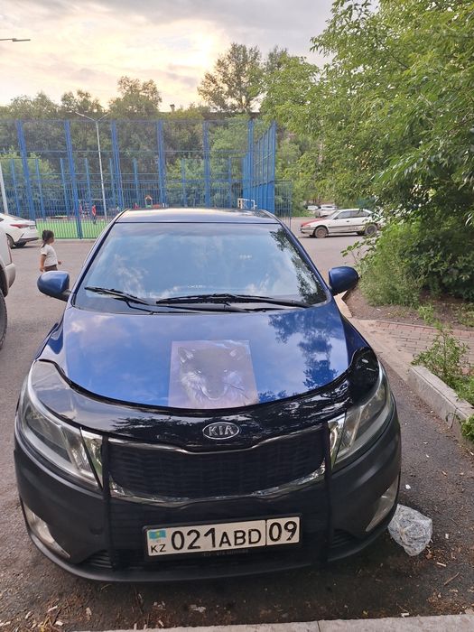 Продам киа рио 2011 года