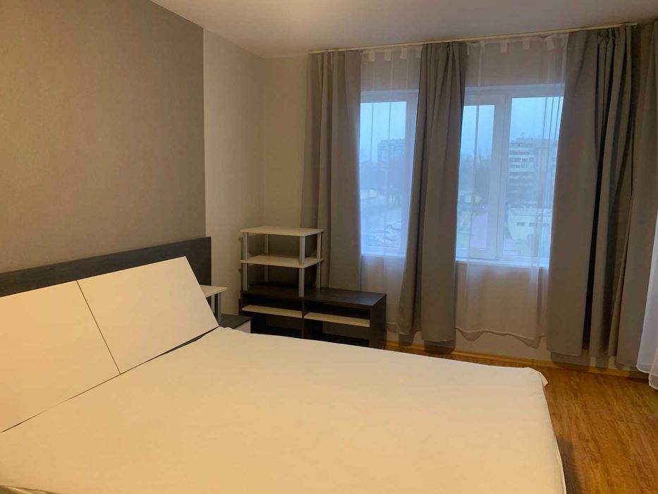 Четиристаен апартамент под наем в кв. Левски, Варна