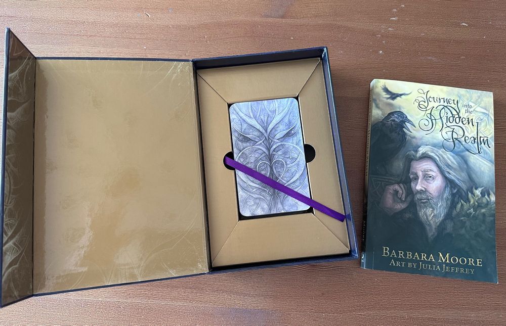 Tarot of the Hidden Realm