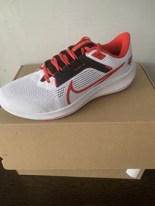 Кроссовки найк оригинальные новые