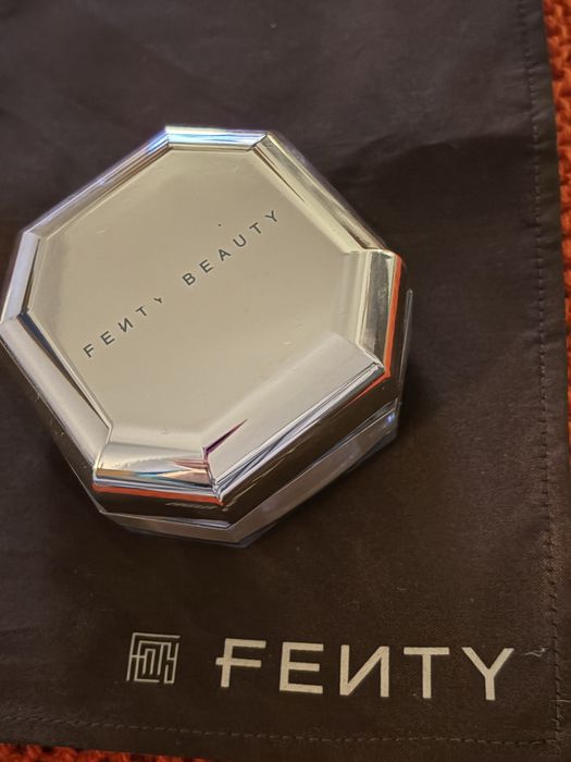 Fenty Beauty pudra Pro Filt’r