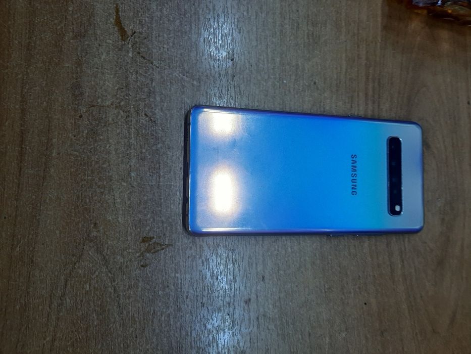 Samsung s10 5g 256 gb  zapchast