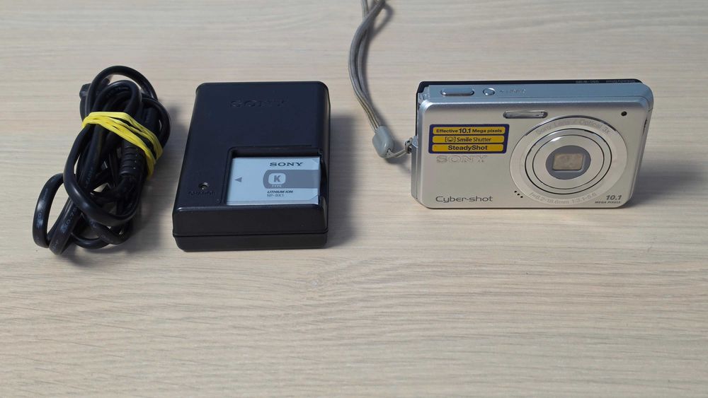 Sony Cyber-shot DSC-W180