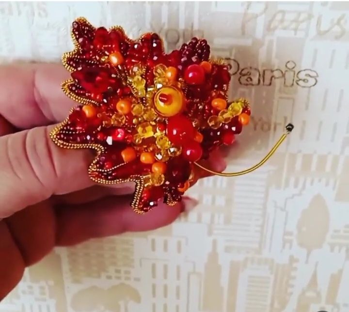 Брошь ручной работы