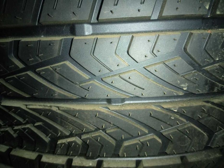 Новые шины 4 шт. для Киа, Орландо, Трекер, Нива размер 215/70/16.