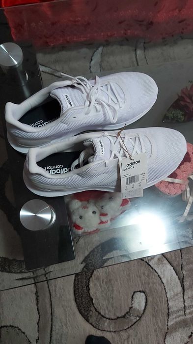 Adidasi noi originali