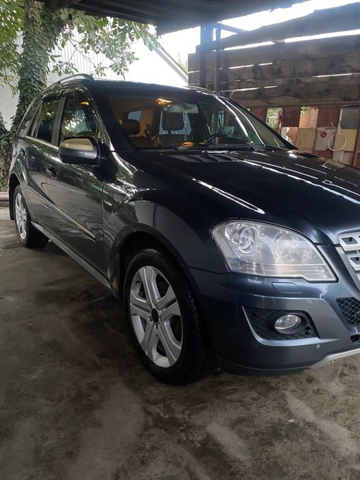Mercedes-Benz › M › ML 350