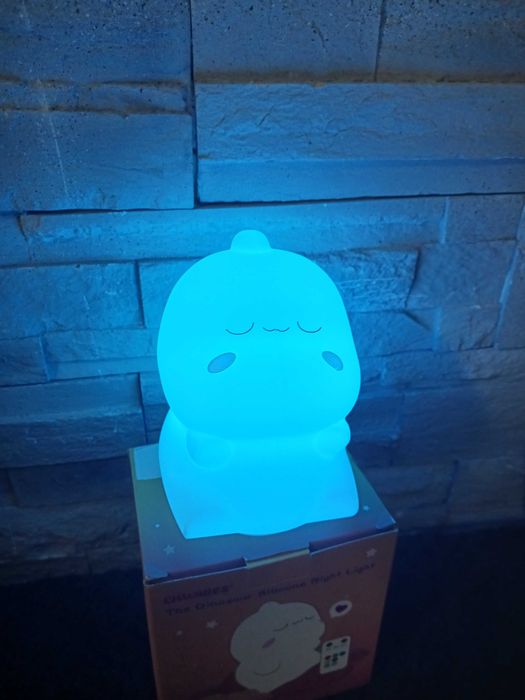 Детска силиконова нощна лампа -светва чрез дакосване!