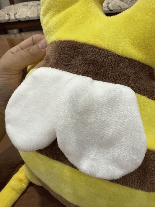 Противоударная подушка желтый