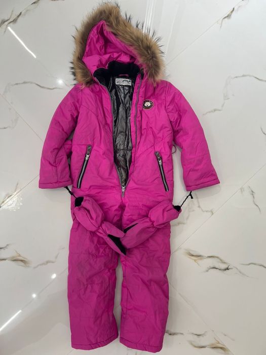 Продам зимний комбенизон на девочку