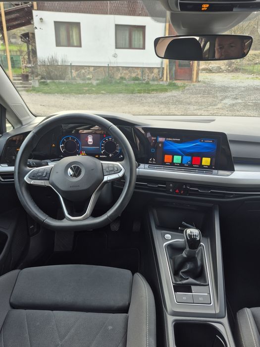 Vând Volkswagen Golf 8 Variant