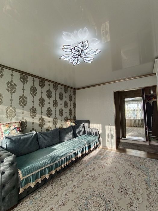 К.Батыра 91,3х комнатная 62 КВ.м,8/9 эт 1990г.п